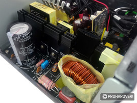 Primer oldal a 650 és 750 wattos Raider II-nél