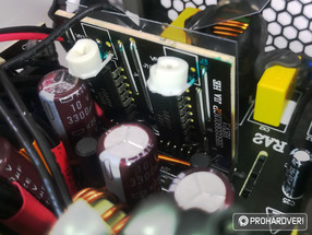 FSP 6601-es vezérlők a DC-DC átalakításhoz a 650 és 750 wattos modelleknél
