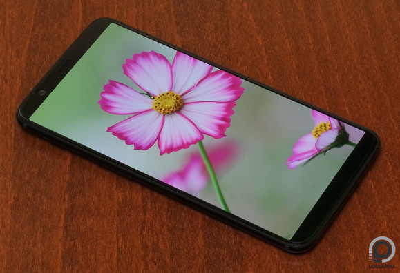 A legtöbb kávától megszabadult a OnePlus 5T, a maradékkal pedig együtt lehet élni