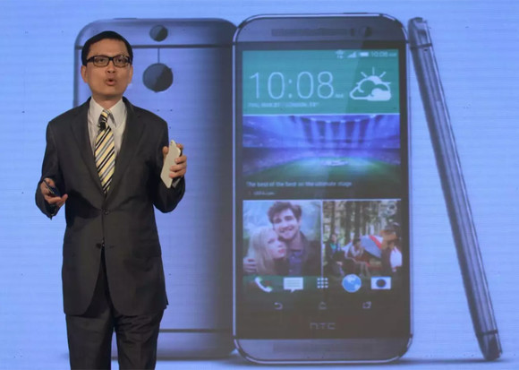 Chialin Chang a HTC One M8 bemutatóján
