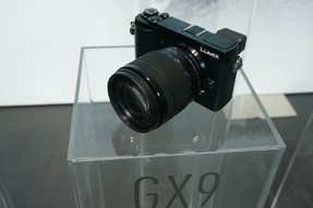 Lumix GX9