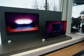 2018-as Panasonic OLED tévék: FZ800 és FZ950