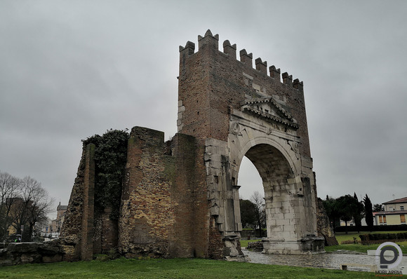 Arch of Augustus