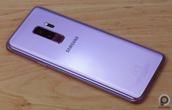 Az S9+ és dupla hátlapi kamerája, a jobb helyre került ujjlenyomat-olvasóval