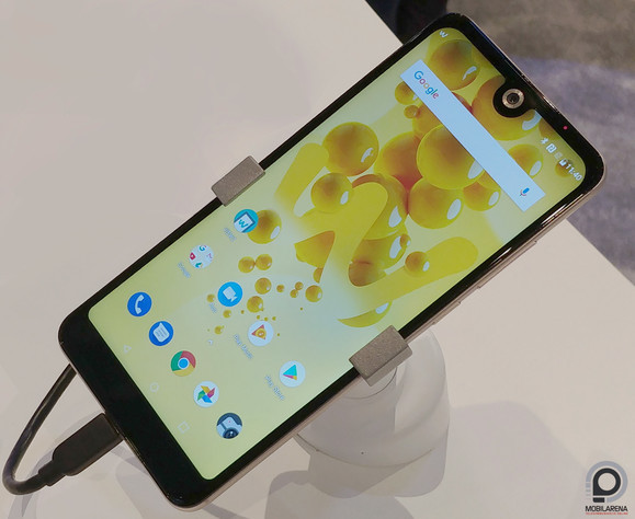 A Wiko View2 Pro a kevés Essential PH-1 másolók egyike, a gyártók inkább az iPhone X-et kezdték utánozni