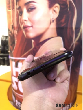 Infinity Display: igen, Type-C USB: nem