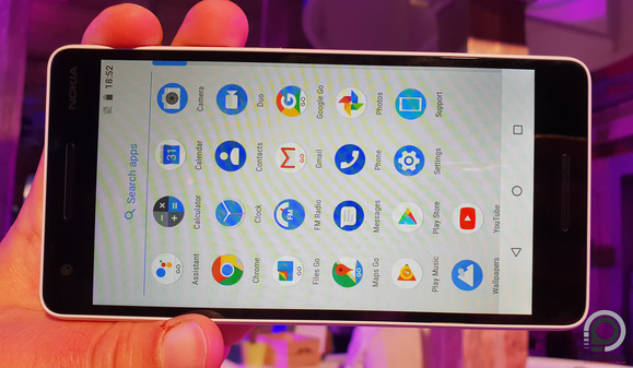 Nokia 2.1 sztereó hangszórókkal