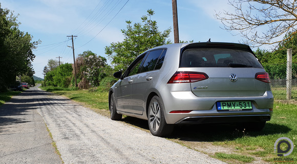 Volkswagen eGolf - tisztán elektromos hajtás, ezen biztosan rajta marad a zöld rendszám