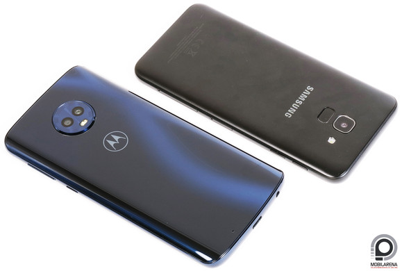 A Moto G6 egy Samsung J modell mellett