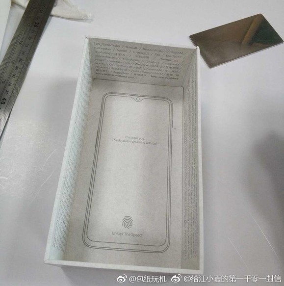 A OnePlus 6T állítólagos doboza