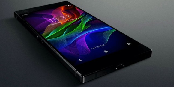 Az első Razer Phone tavaly ősszel mutatkozott be.