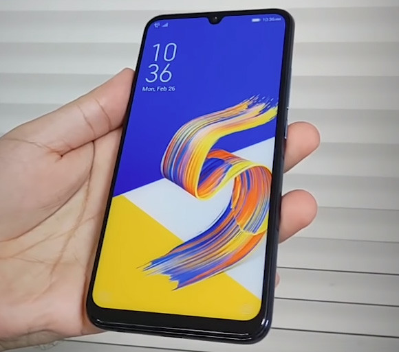 Egy esélyesebb Zenfone 6 prototípus, cseppszerű bevágással