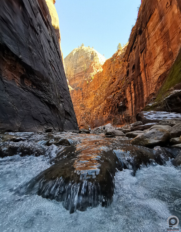 A kanyonból végül élve kijutottunk - lefele besegített a Virgin néha igen komoly sodrása