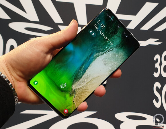 Hatalmas lett viszont az első 5G-s Samsung okostelefon