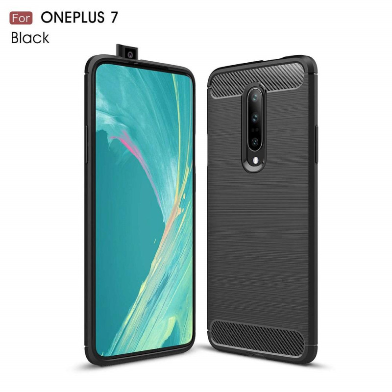 A OnePlus 7 és védőtokja