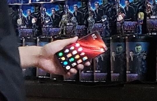 Lencsevégre kaphatták a Redmi csúcskészüléket. A teljes fotóhoz kattints a képre!