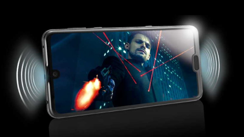 A jobb oldalon látható dedikált hardveres gombról sem tudtunk meg annál többet, mint, hogy van. Azt is csak azért, mert látjuk.