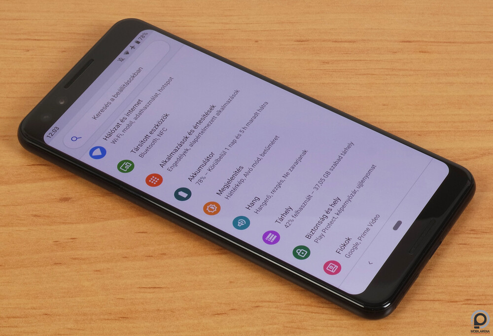A Pixel 3-on is tesztelhető az Android Q, ám egyelőre a harmadik béta a legfrissebb, amíg a negyediket ki nem javítják