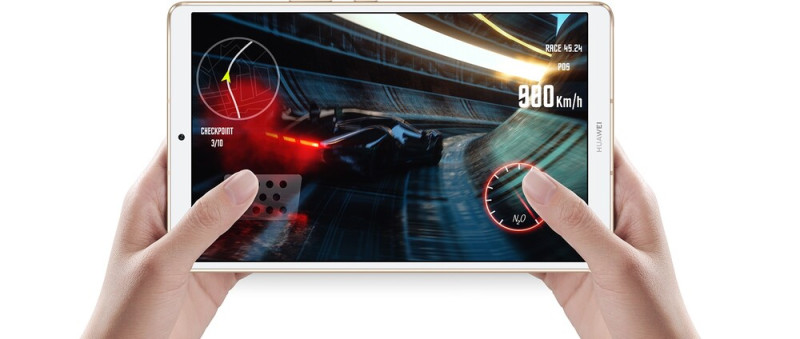 Hardverben a MediaPad M6 8.4 sincs lemaradva.