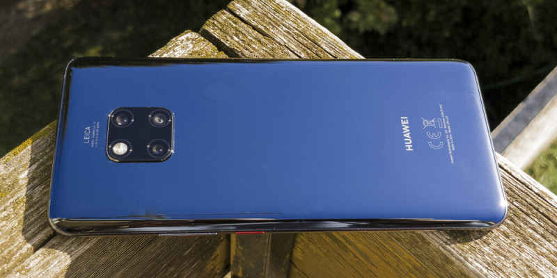 A Mate 20 Pro hátlapi kameranégyese tavaly szokatlan volt, idén a Google-t és az Apple-t inspirálhatja