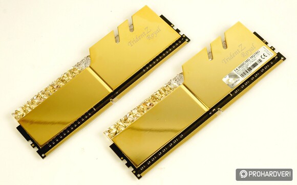 A megosztó külsejű, de amúgy igencsak minőségi G.Skill RAM kit