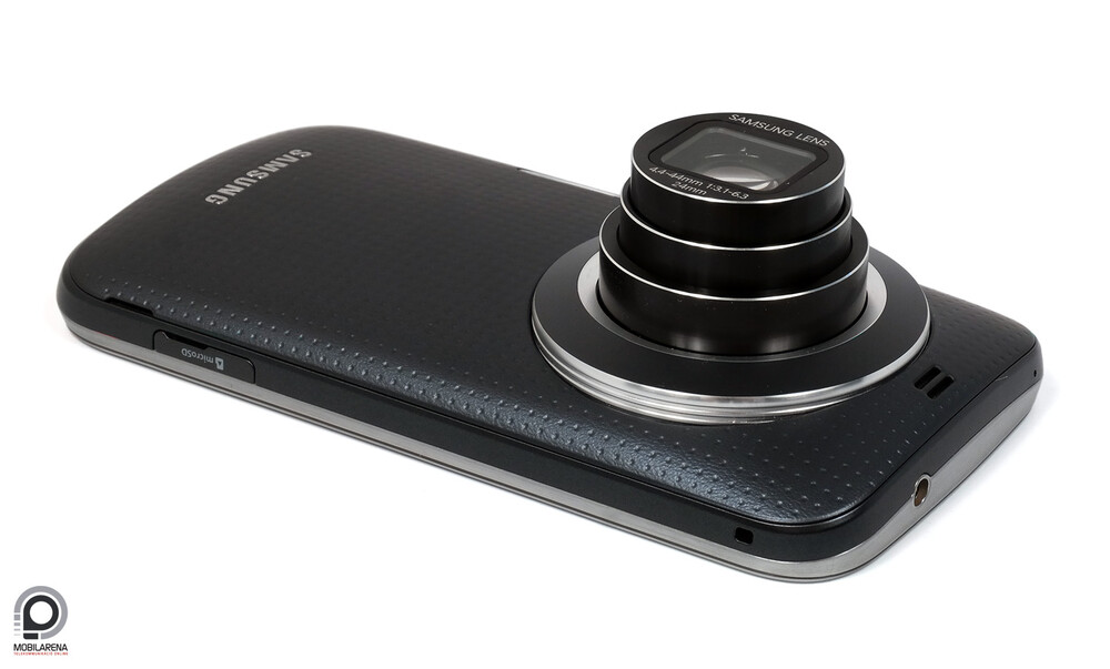 A Samsung Galaxy K Zoom 10x-es optikai nagyítást kínált, ettől viszont a készülékház jócskán megvastagodott