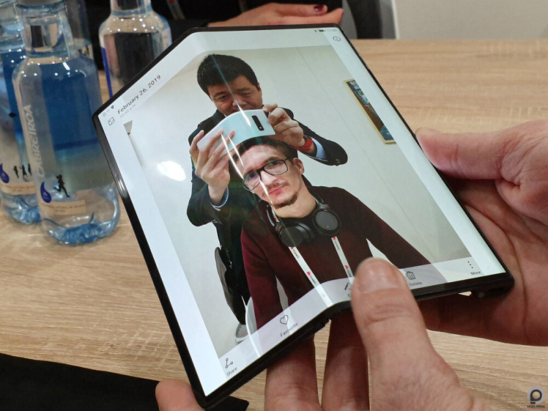 Kezünkben a Mate X február végi verziója
