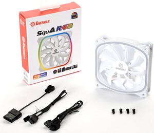 A "szingli" pakk és a hármas csomaghoz kapott RGB kontroller