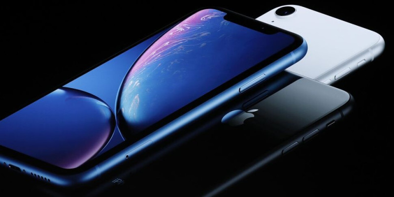 Általában egy hátlapi kamerával képzelik el az olcsóbb iPhone-t.