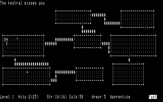 A Rogue eredetileg egyetemi mainframe számítógépeken jelent meg 1980-ban. A kép az 1986-os TRS-80-verziót mutatja, ami talán a legjobban hasonlít az eredetire.