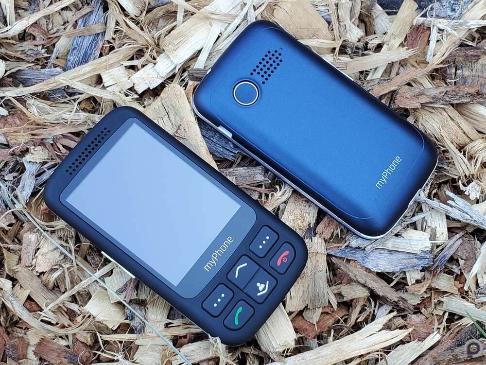 MyPhone Halo S (fekete) és S+ (kék)