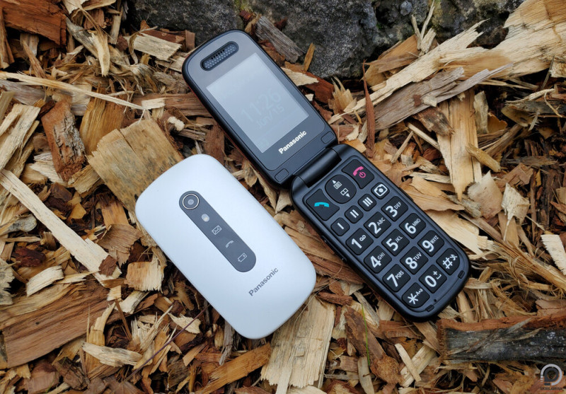 Panasonic 466 (fehér) és 456