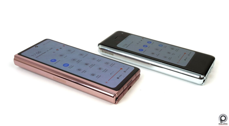 A két Fold. Hátrébb a régi, előtérben az új