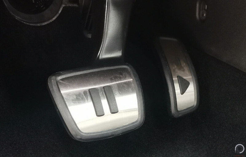 Na, vajon melyik szimbólum fog jobban illeni az ID.3-hoz?