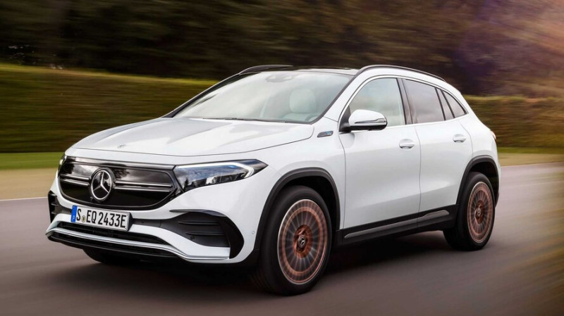 Mercede EQA