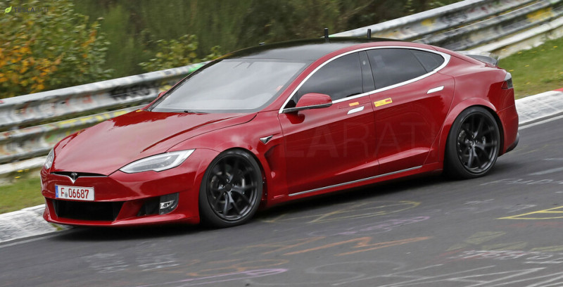 A Tesla Model S Plaid már a vesenypályákon is villantott, de megvenni még nem lehet
