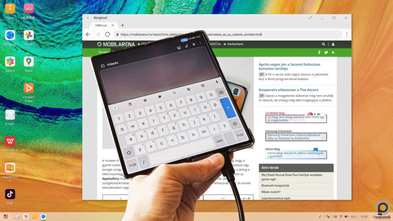 Az EMUI Desktop asztali kiterjesztés monitoron, a Mate X2 pedig tapipadként és billentyűzetként