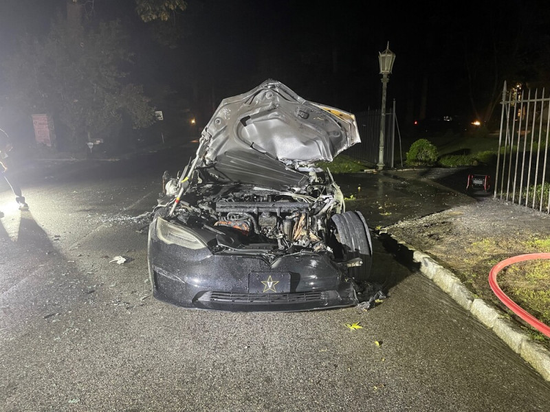 A kiégett Model S Plaid Pennsylvaniában