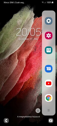 Bal oldalon Android 11 és One UI 3.1, jobb oldalon Android 12 és One UI 4.0