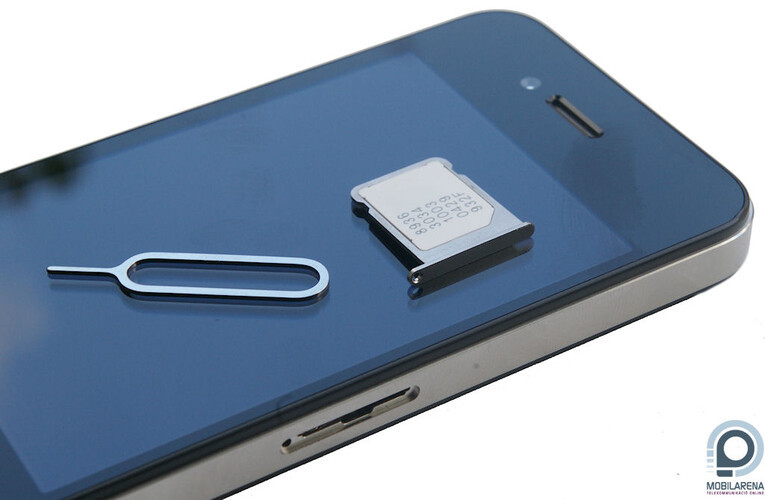 iPhone 4, az első microSIM-es mobil