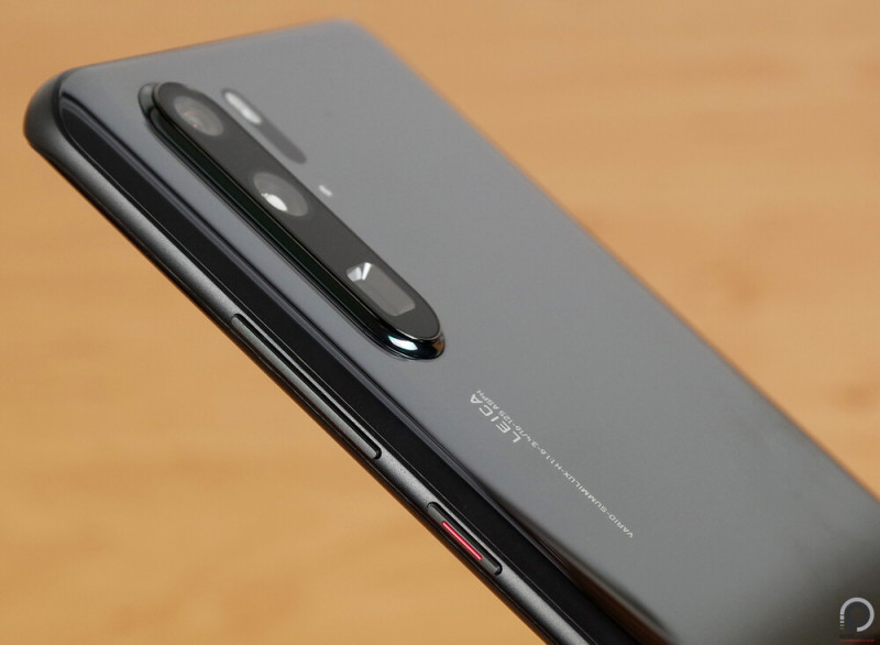 A P30 Pro periszkópos zoomkamerával újított