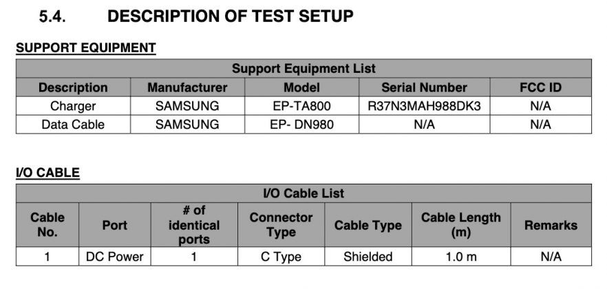 Az állítólagos Galaxy A53 5G-hez járó fali adapter és kábel az FCC adatai szerint