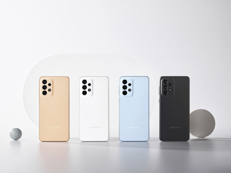 A Galaxy A33 5G elérhető színei.