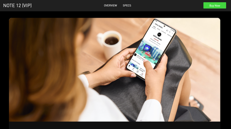 Bár a termékoldal egyik fotója szerint iOS fut az Infinix Note 12 VIP-n, azért ezt érdemes fenntartásokkal kezelni...