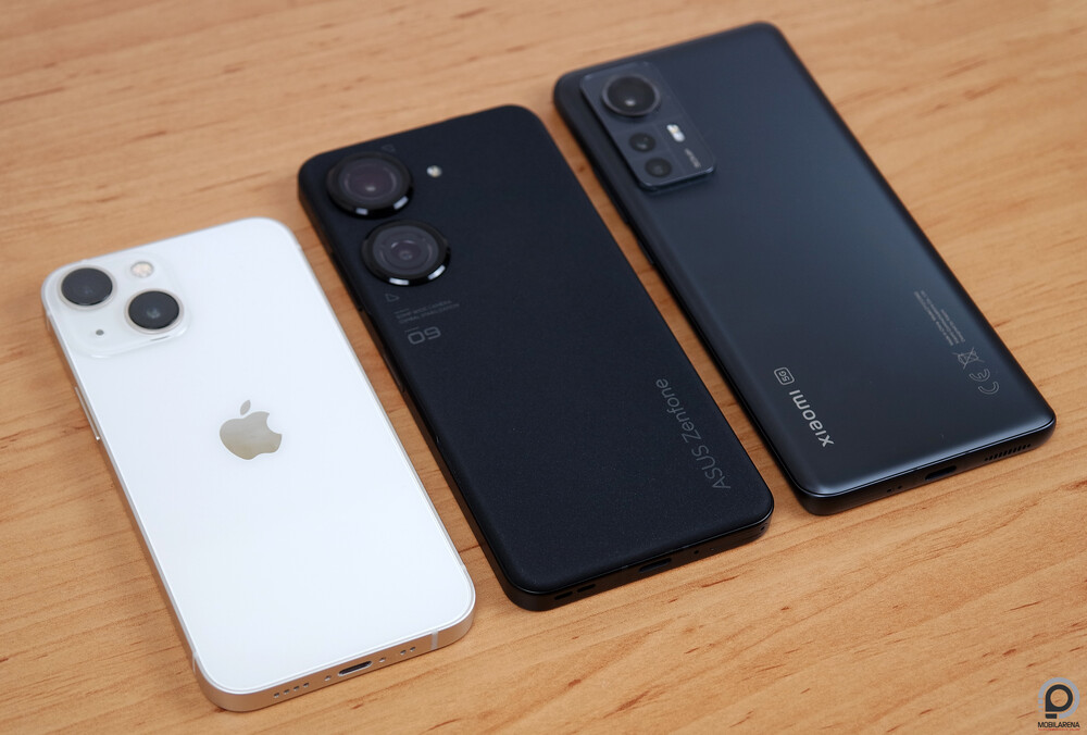 iPhone 13 Mini, Zenfone 9 és Xiaomi 12X hátulról.