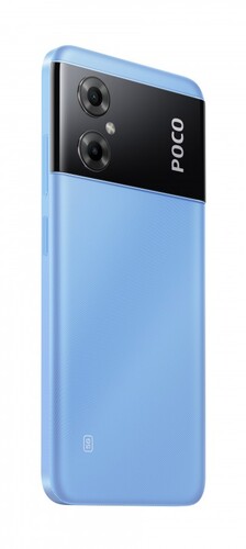 Poco M4 5G elölről és hátulról kék színben.