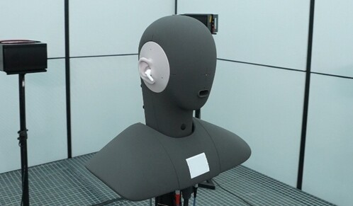 Tesztelés alatt a Honor legújabb fülhallgatója.