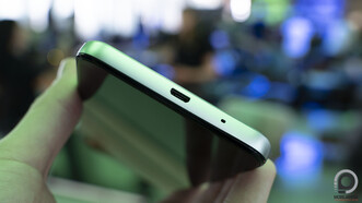 Nokia C31: 2022-ben a microUSB nem kicsit ciki.