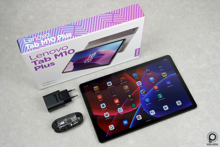 A doboz és tartalma.