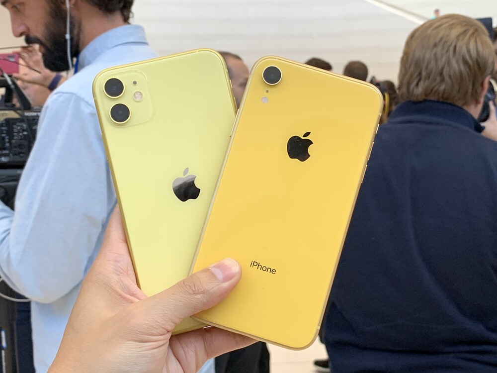 Az iPhone 11 és a XR sárgája között látványos különbség volt.